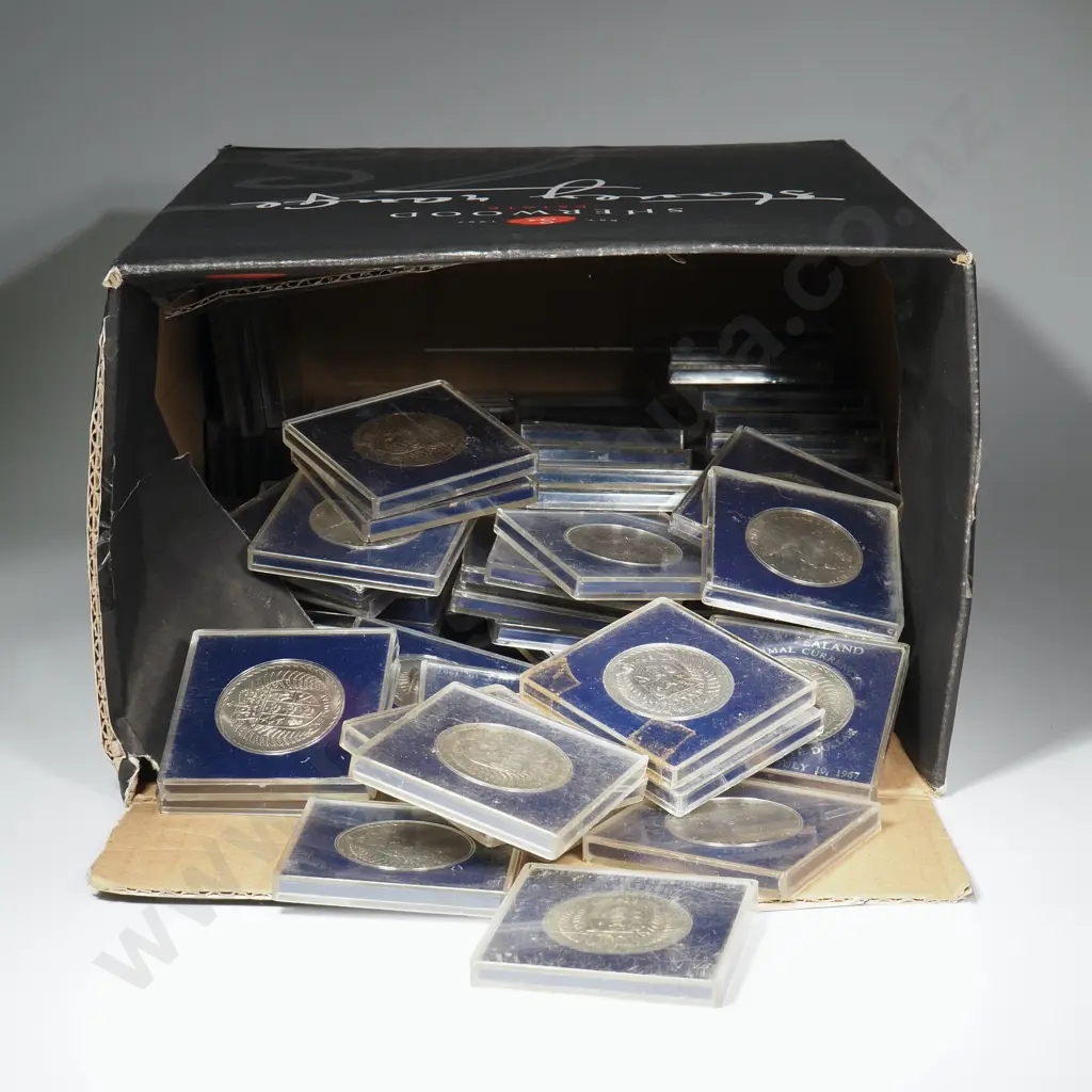 100 X 1967 CASED $1 COINS – CASES MOSTLY SCRATCHED Image 1++