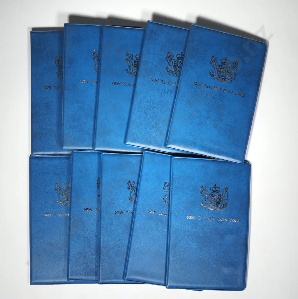 10 X 1982 UNC COIN SETS Image 1++