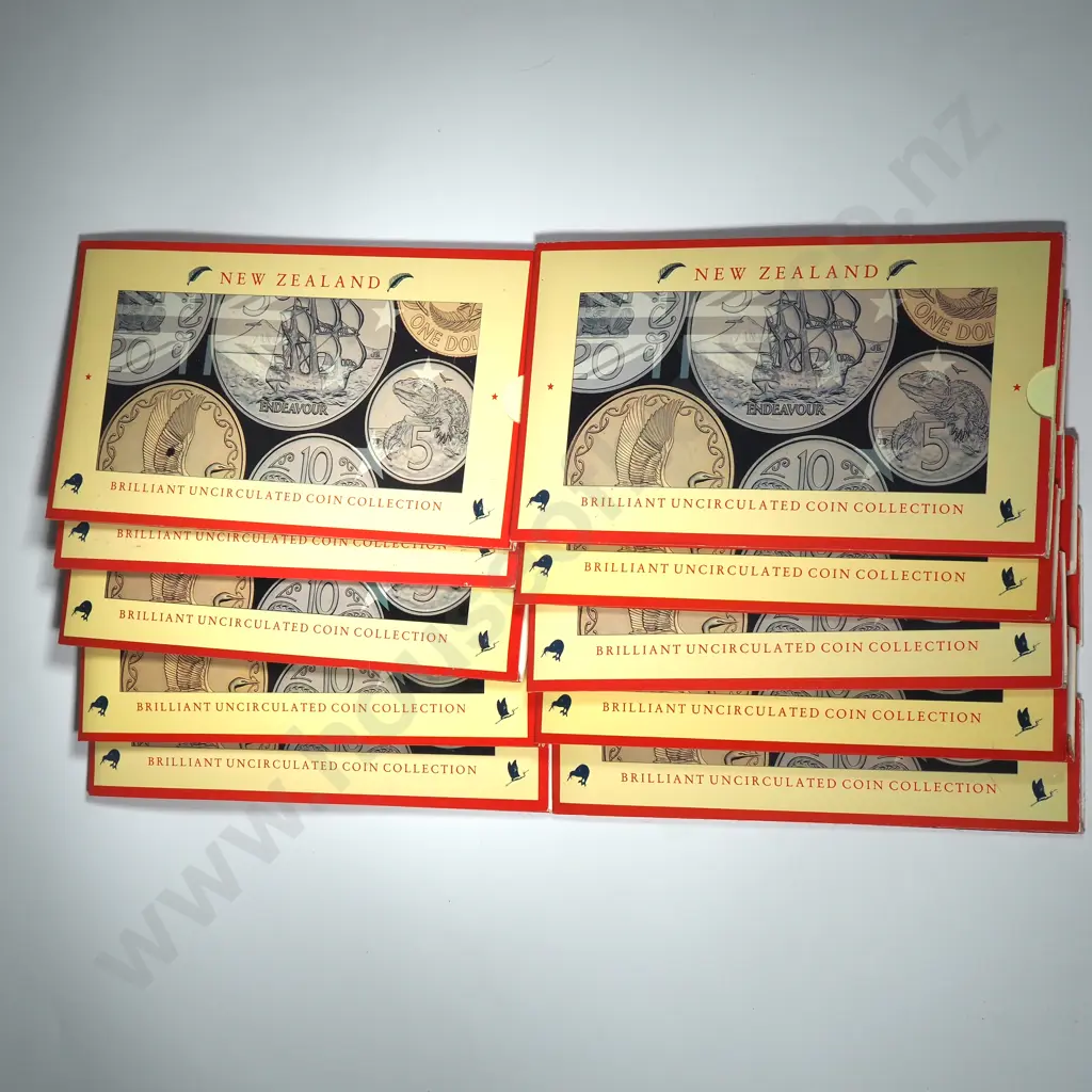10 X 1990 YELLOW UNC COIN SETS Image 1++