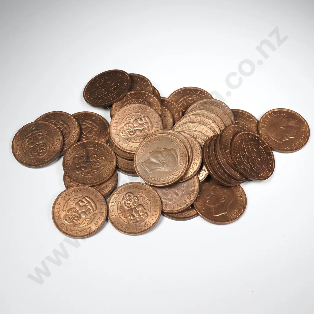 40 X 1941 HALFPENNIES WITH ORIGINAL MINT LUSTRE Image 1++