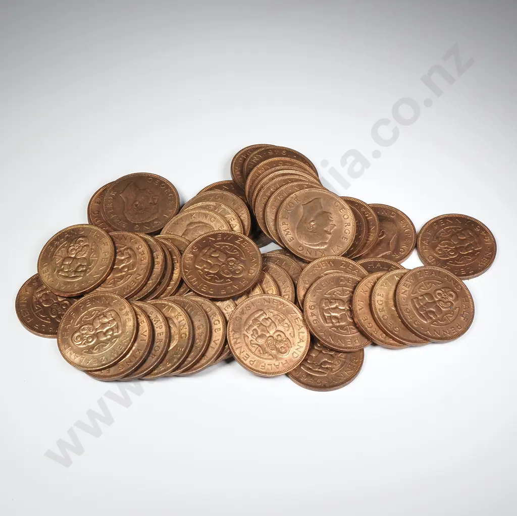 50 X 1946 HALFPENNIES WITH ORIGINAL MINT LUSTRE Image 1++