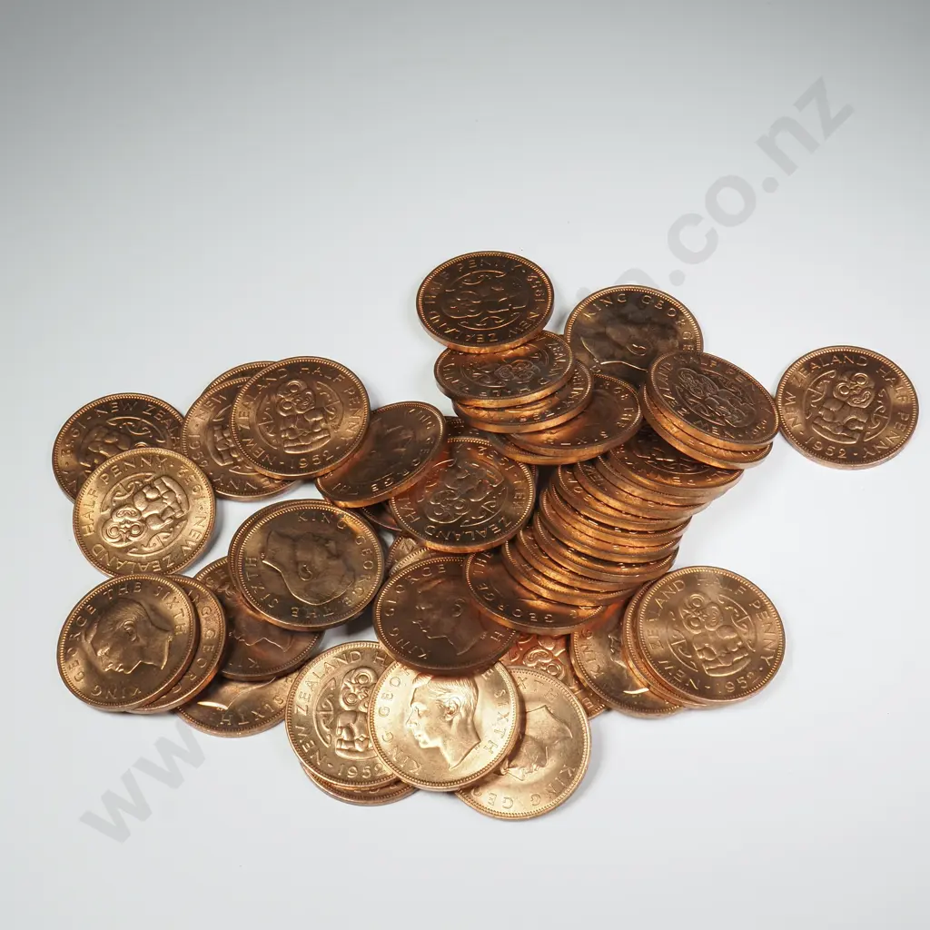 50 X 1952 HALFPENNIES, B.UNC, C.C.V $600 Image 1++