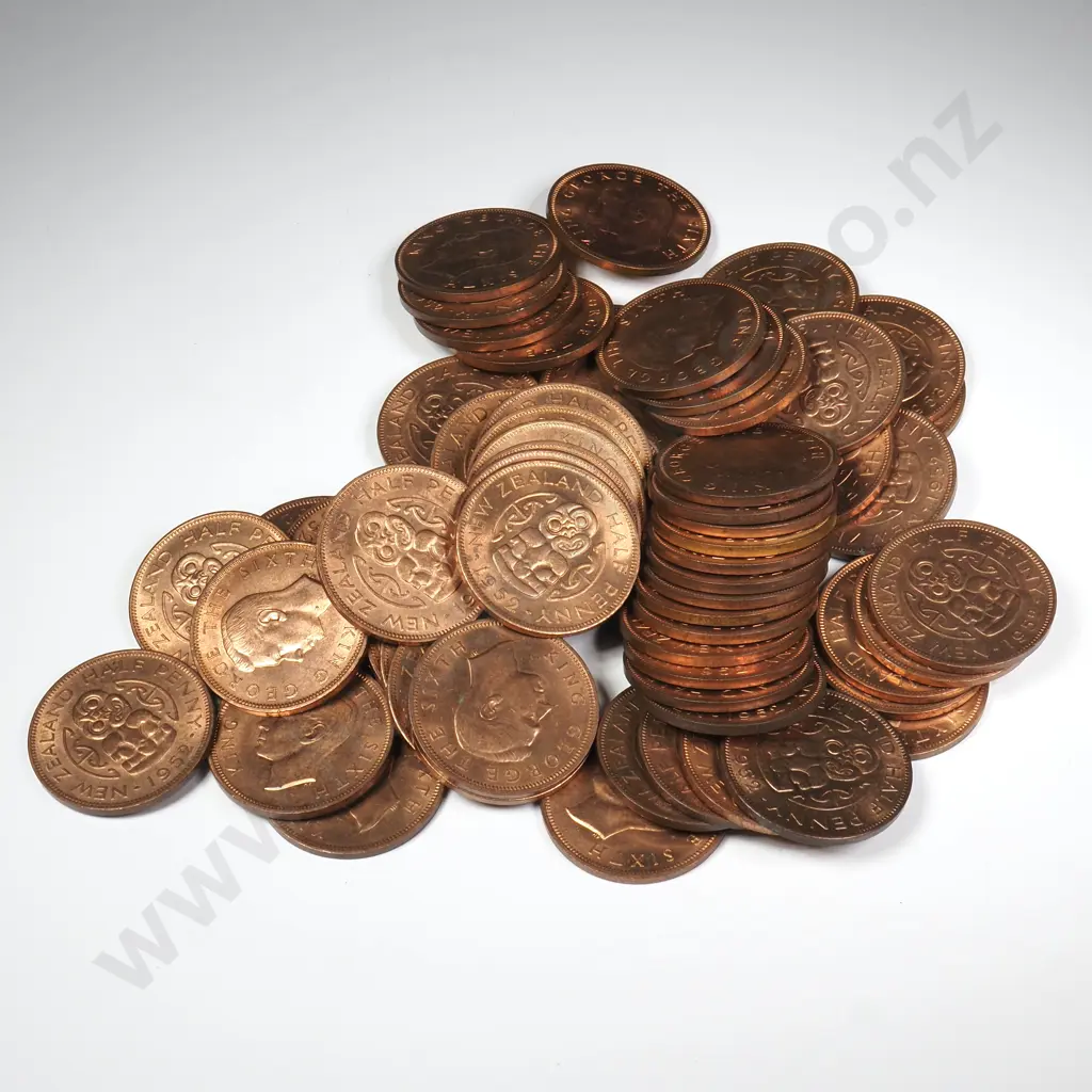 65 X 1952 HALFPENNIES WITH ORIGINAL MINT LUSTRE Image 1++