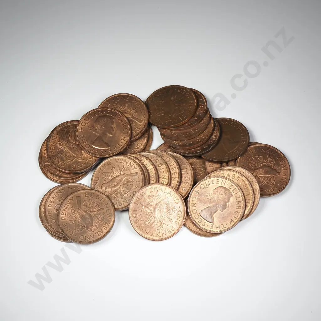 35 X 1953 PENNIES WITH ORIGINAL MINT LUSTRE Image 1++