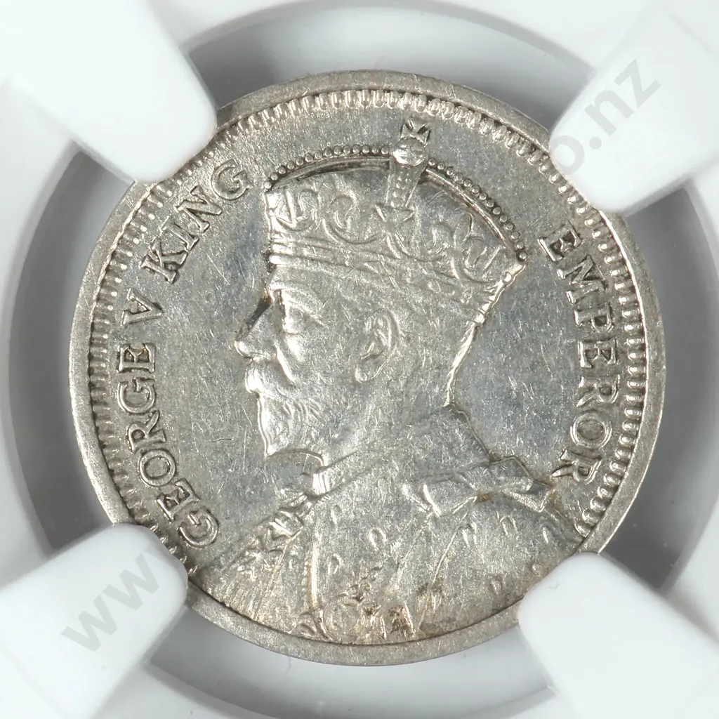 1935 New Zealand Threepence Graded NGC AU58  Image 1++