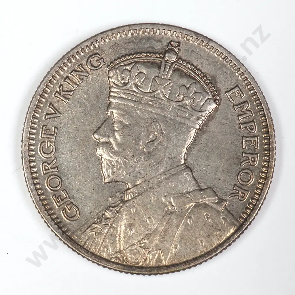 1933 SIXPENCE, E.F, C.V. $75 Image 1++