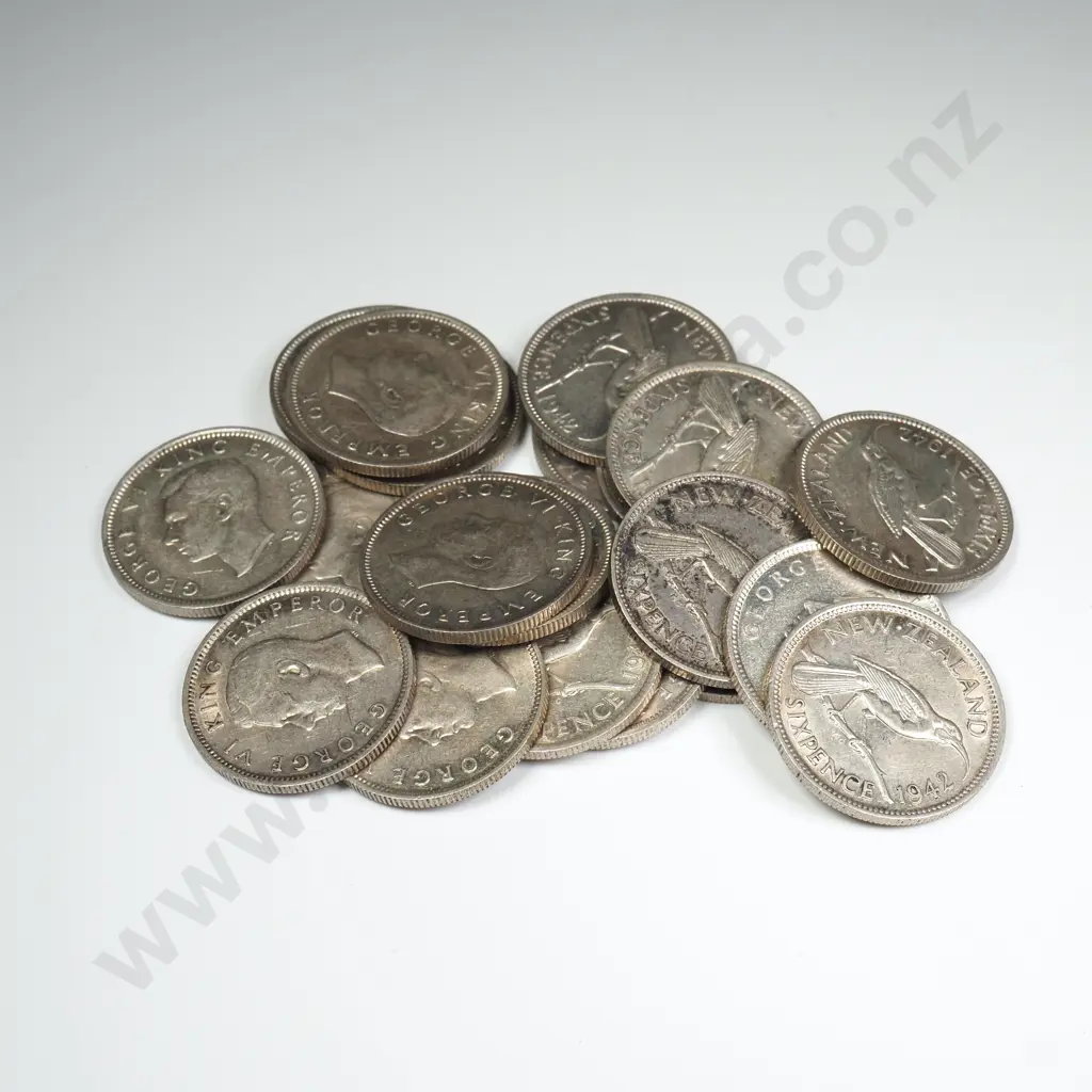20 X 1942 SIXPENCES, V.F. OR BETTER, MINIMUM C.C.V. $1000 Image 1++