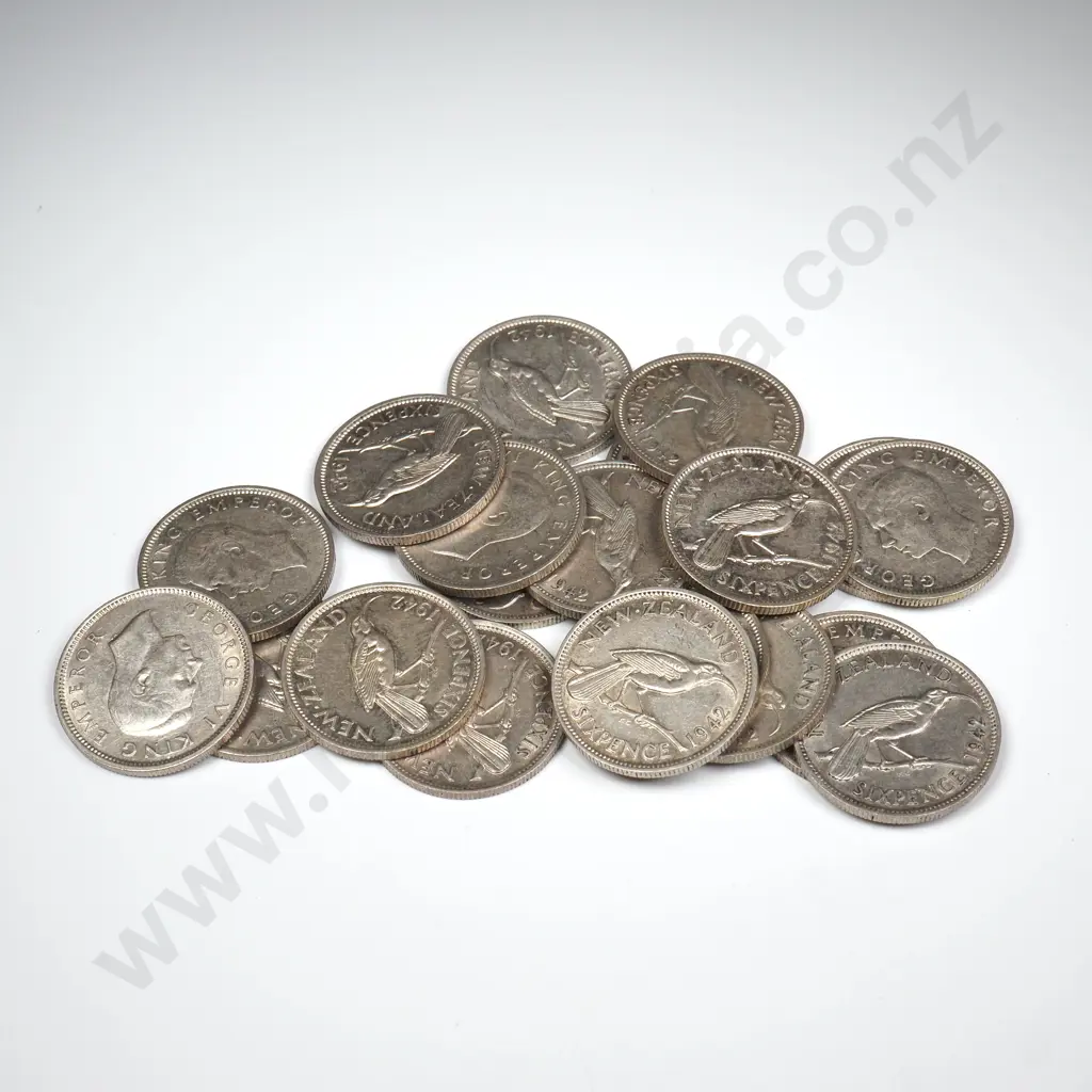 20 X 1942 SIXPENCES, V.F. OR BETTER, MINIMUM C.C.V. $1000 Image 1++