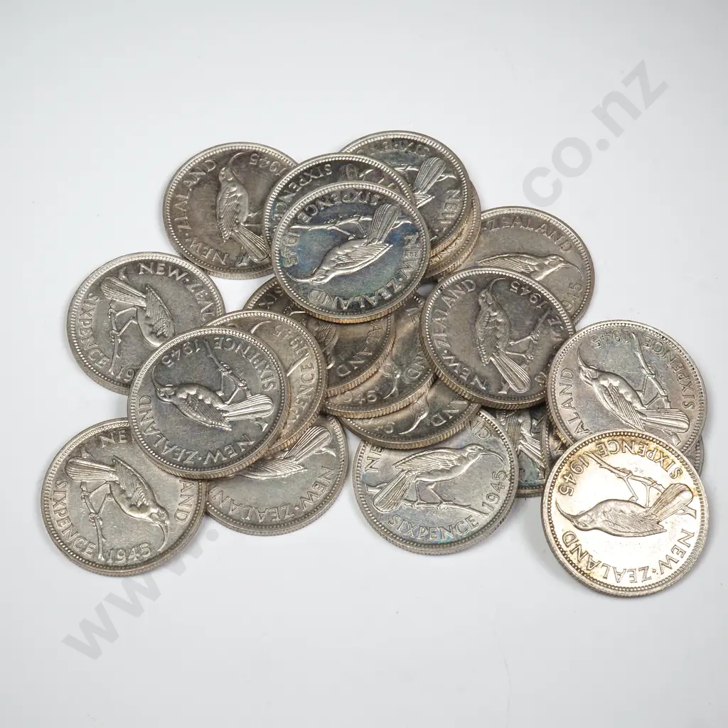 20 X 1945 SIXPENCES, V.F. OR BETTER, MINIMUM C.C.V. $240 Image 1++