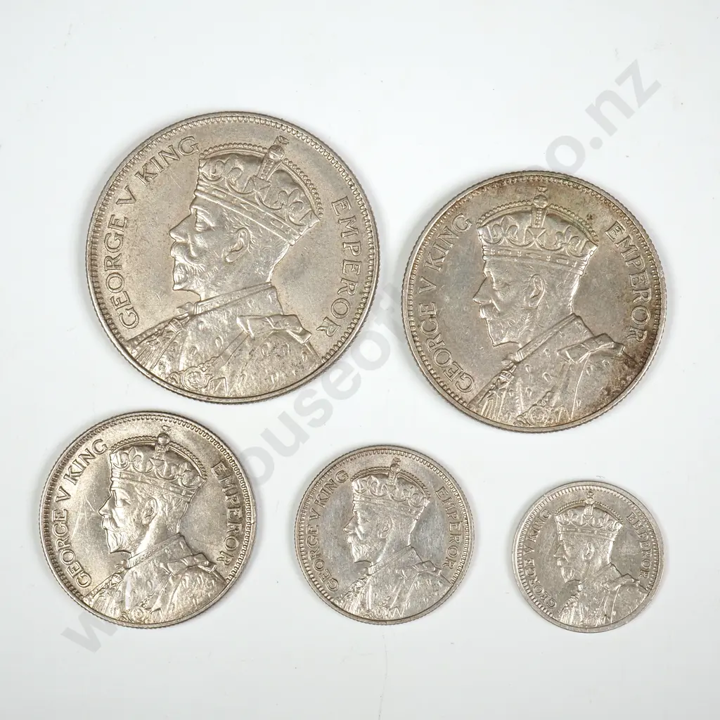 1933 FIVE COIN DATE SET, E.F OR BETTER, MINIMUM C.C.V $385 Image 1++