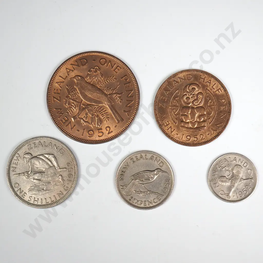 1952 FIVE COIN DATE SET, E.F OR BETTER, MINIMUM C.C.V $110 Image 1++