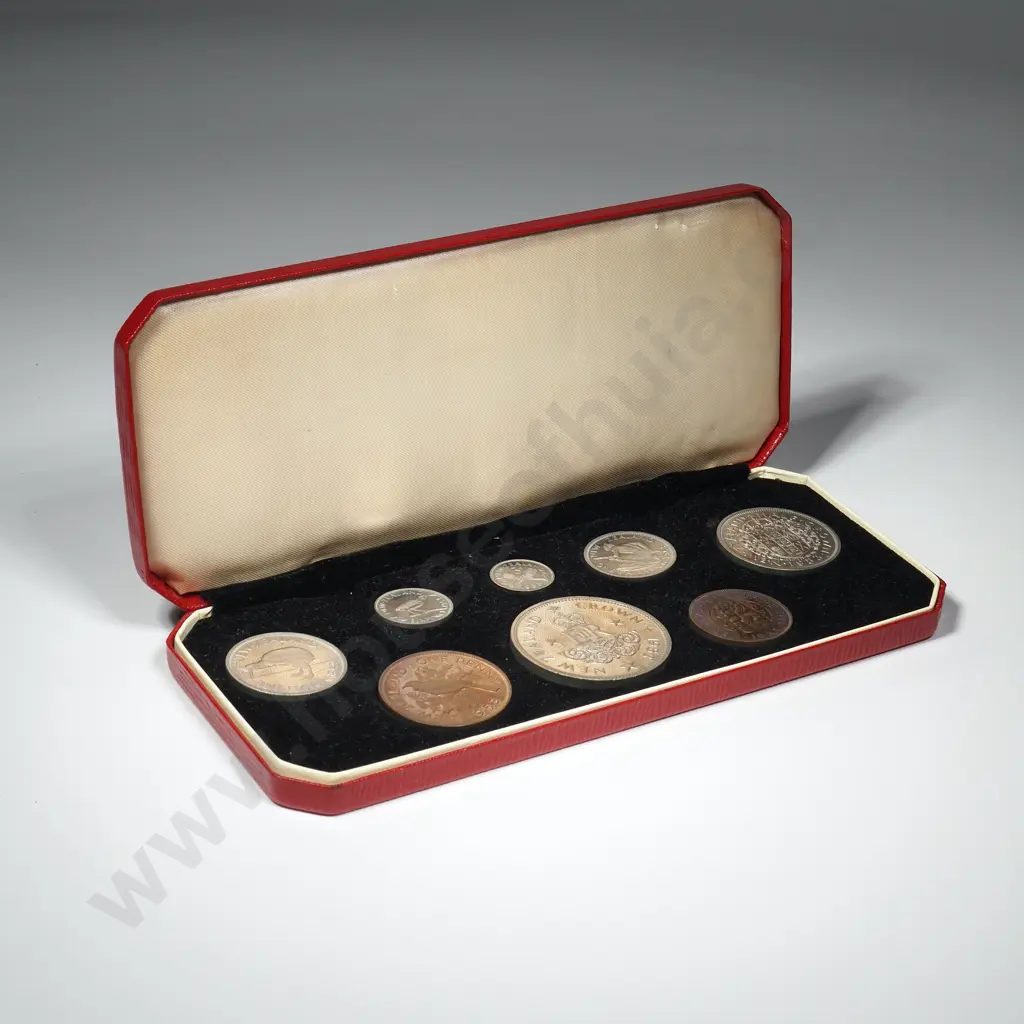 1953 PROOF SET IN FITTED CASE, COPPER TONED Image 1++