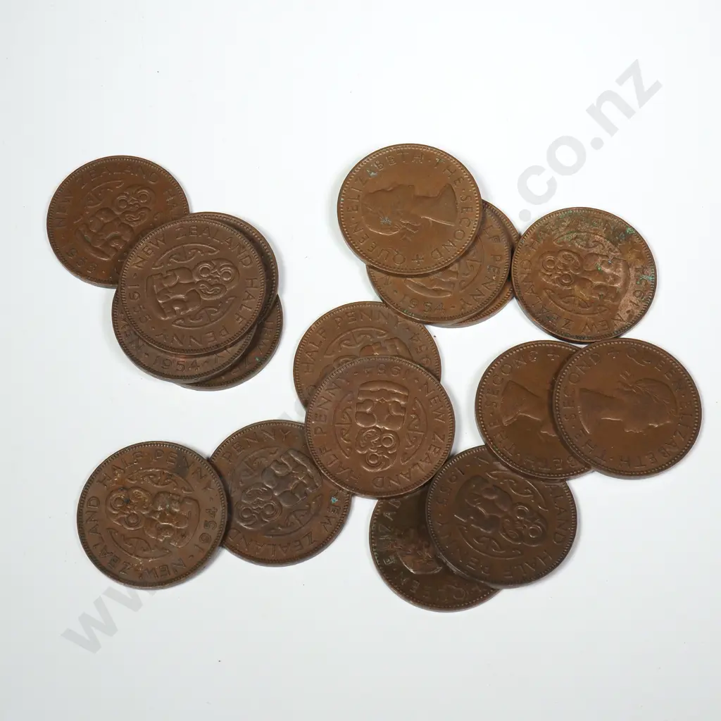 HALFPENNIES – 9 X 1954, 8 X 1955, C.C.V $119 Image 1++