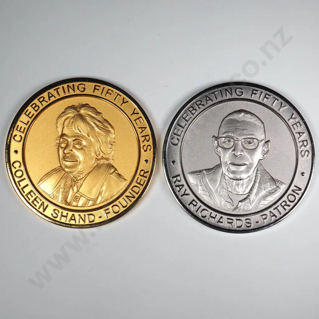 2 X TAURANGA NUMISMATIC SOCIETY MEDALS 1965-2015 Image 1++