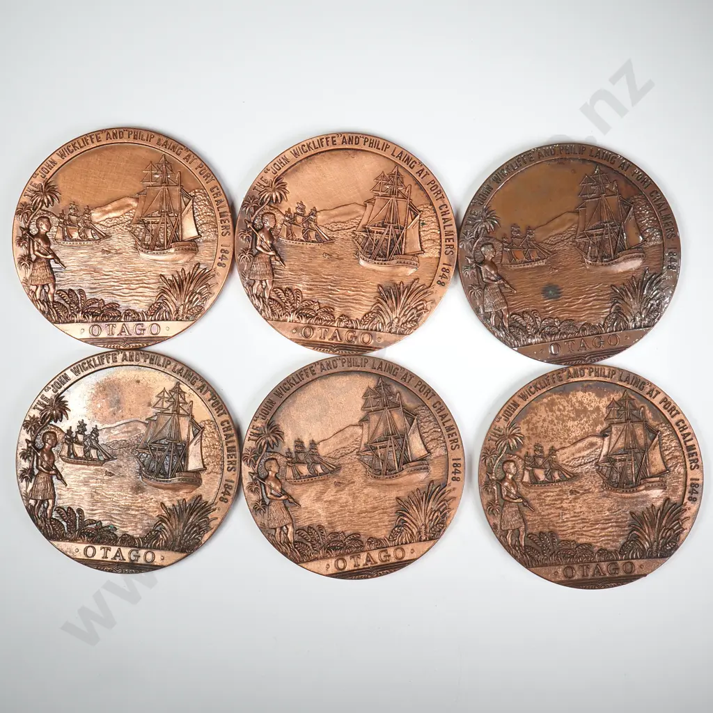 10 X MILLENNIUM MEDAL COLLECTIONS, 21 MEDALS IN EACH BOOK Image 1++