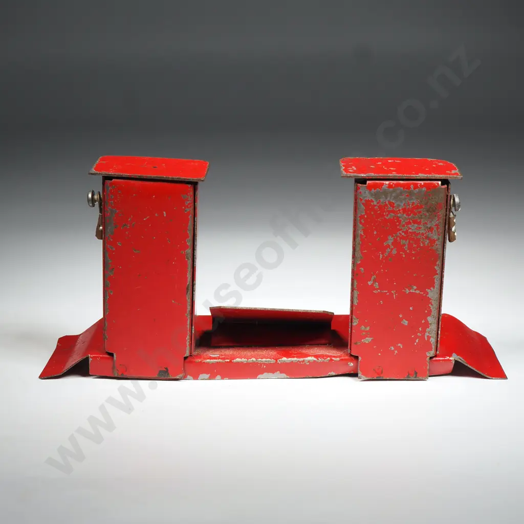Tin Shell Petrol Pump Image 1++