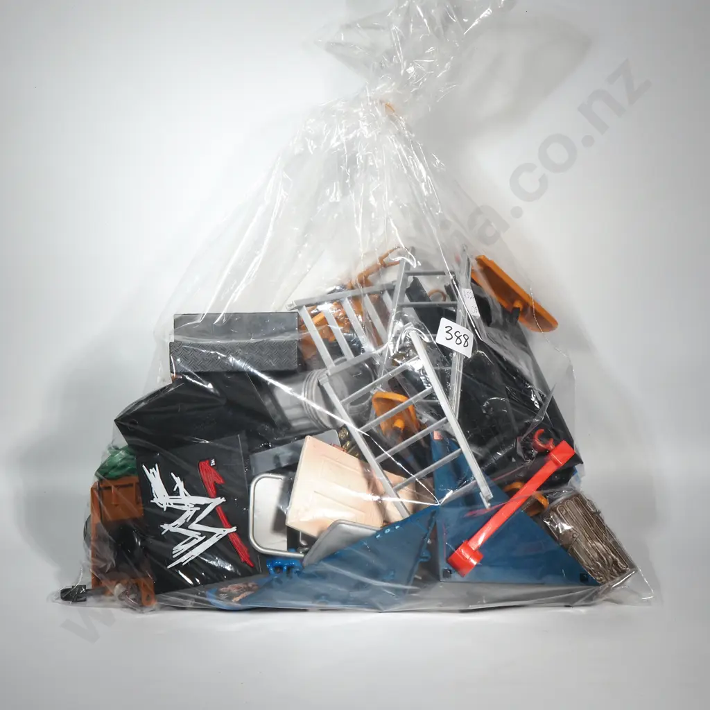WWE large quantity of wrestling paraphernalia Image 1++