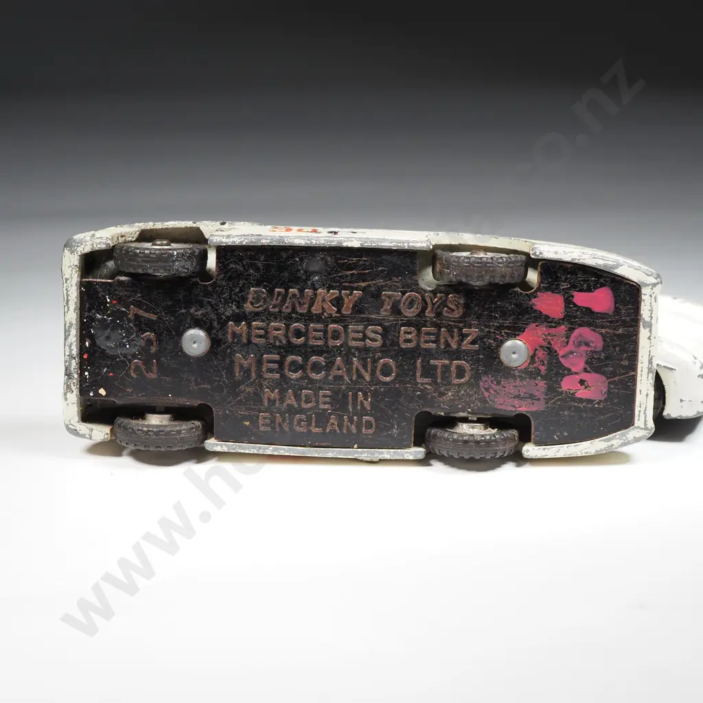 Dinky Toys - Two 'Mercedes Benz' 237 Model's Image 1++