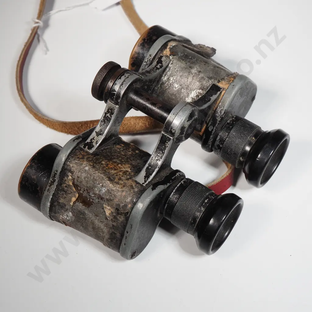 Pair Of Vintage Carl Zeiss Military Binoculars with Replacement Strap  Image 1++