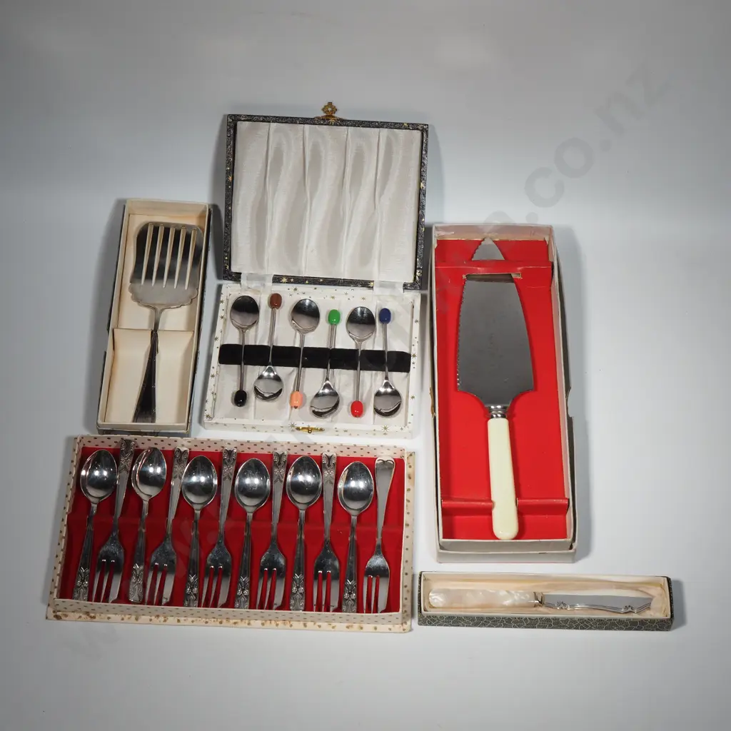 Quantity of Boxed Silver Plated Cutlery including Art Deco Coffee Spoons Image 1++