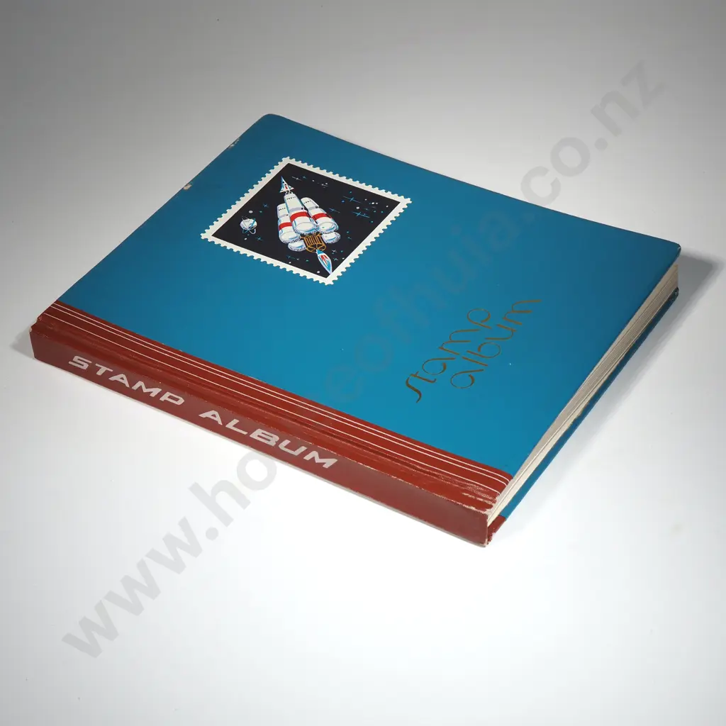 Vintage Stamp Album Containing New Zealand Stamps From The 50s & 60s. Mostly Unused.  Image 1++