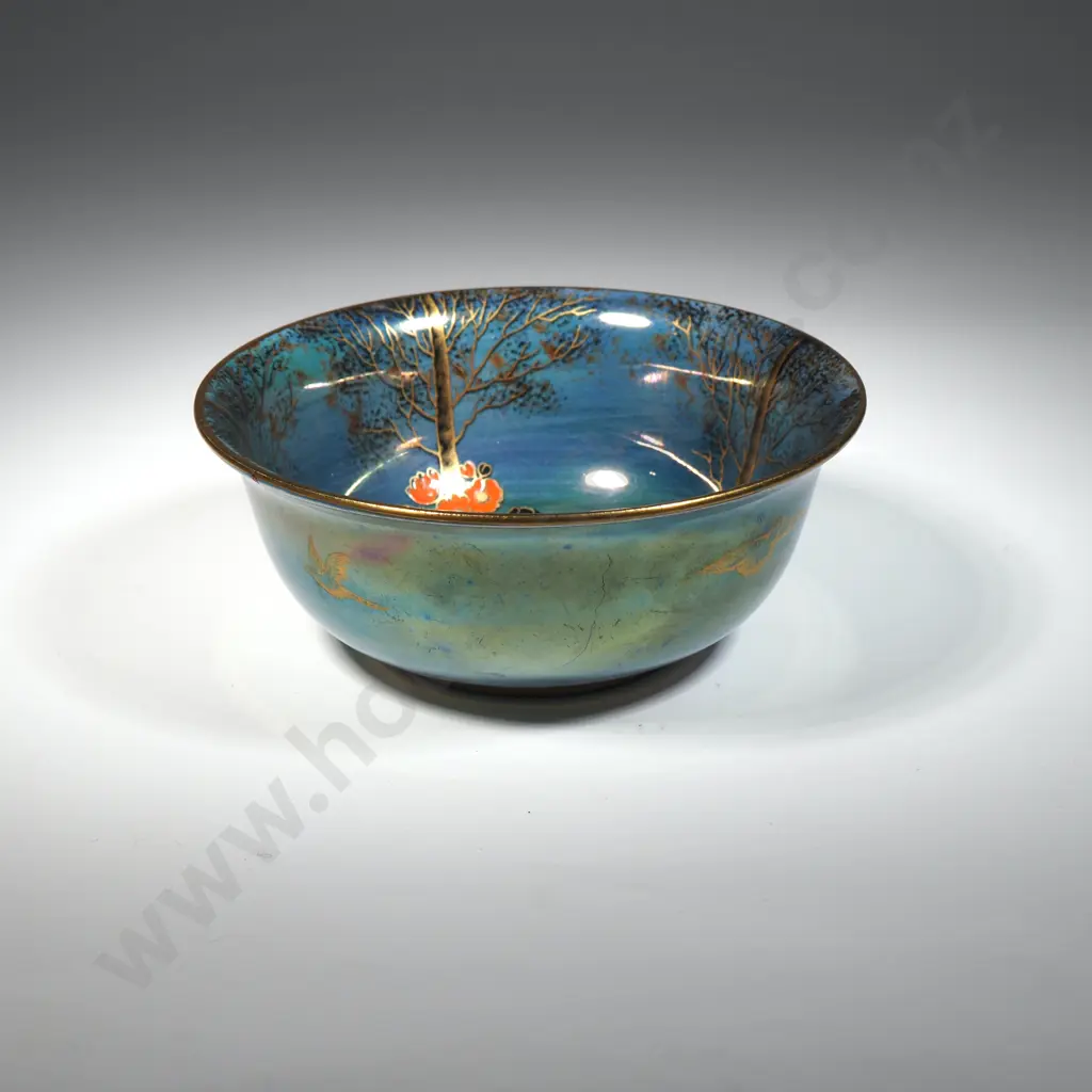 Small Crown Devon Lustre Bowl in the Birch Pattern Image 1++