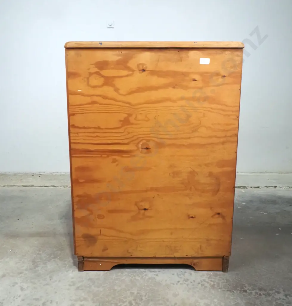 Vintage Rimu Chest Of Four Drawers Image 1++