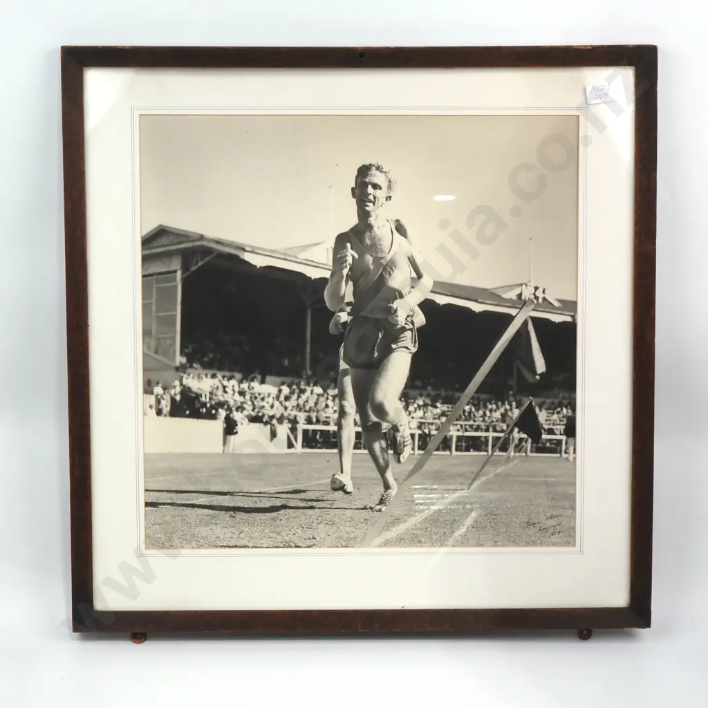 Artist Unknown - Murray Halberg, Photograph Image 1++