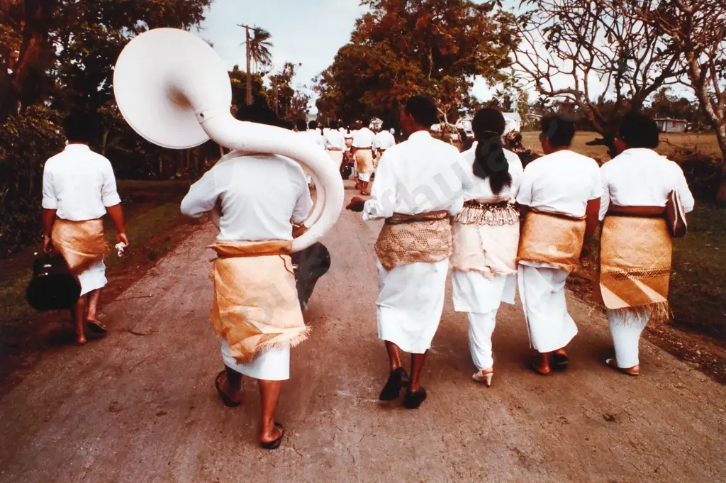 Glenn Jowitt - Nuku'alofa, Tonga, Cibachrome Photograph (1981) Image 1++