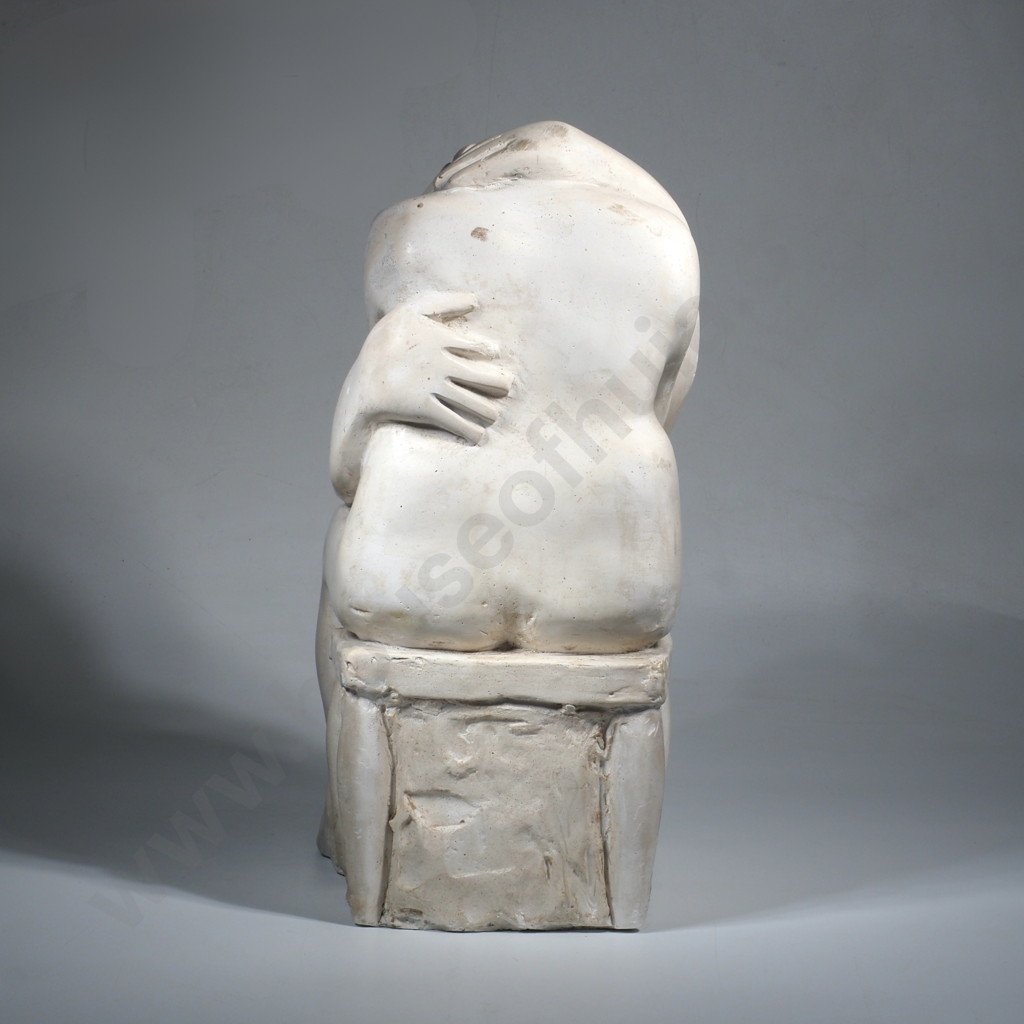 Llewelyn Summers - Embraced Figures, Plaster Image 1++