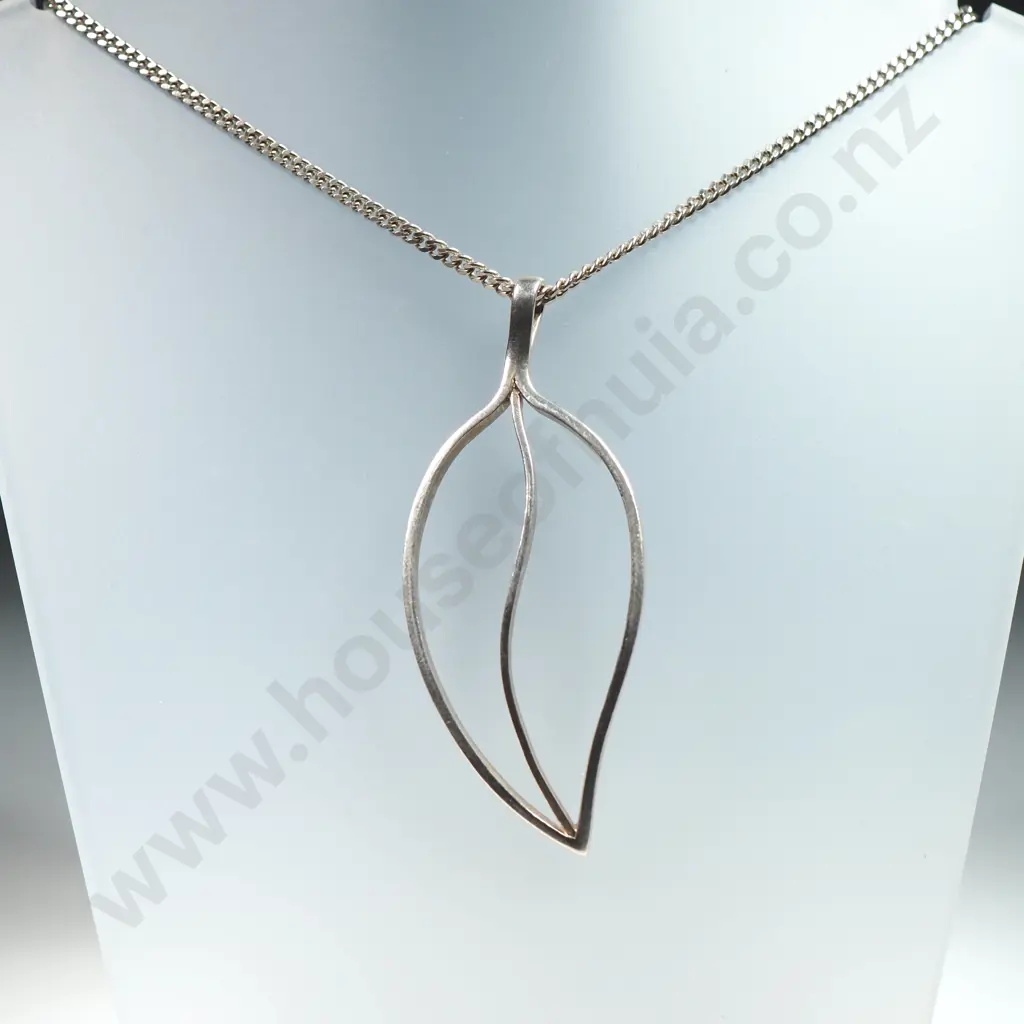 Sterling Silver Modernist Leaf Pendant Necklace Image 1++