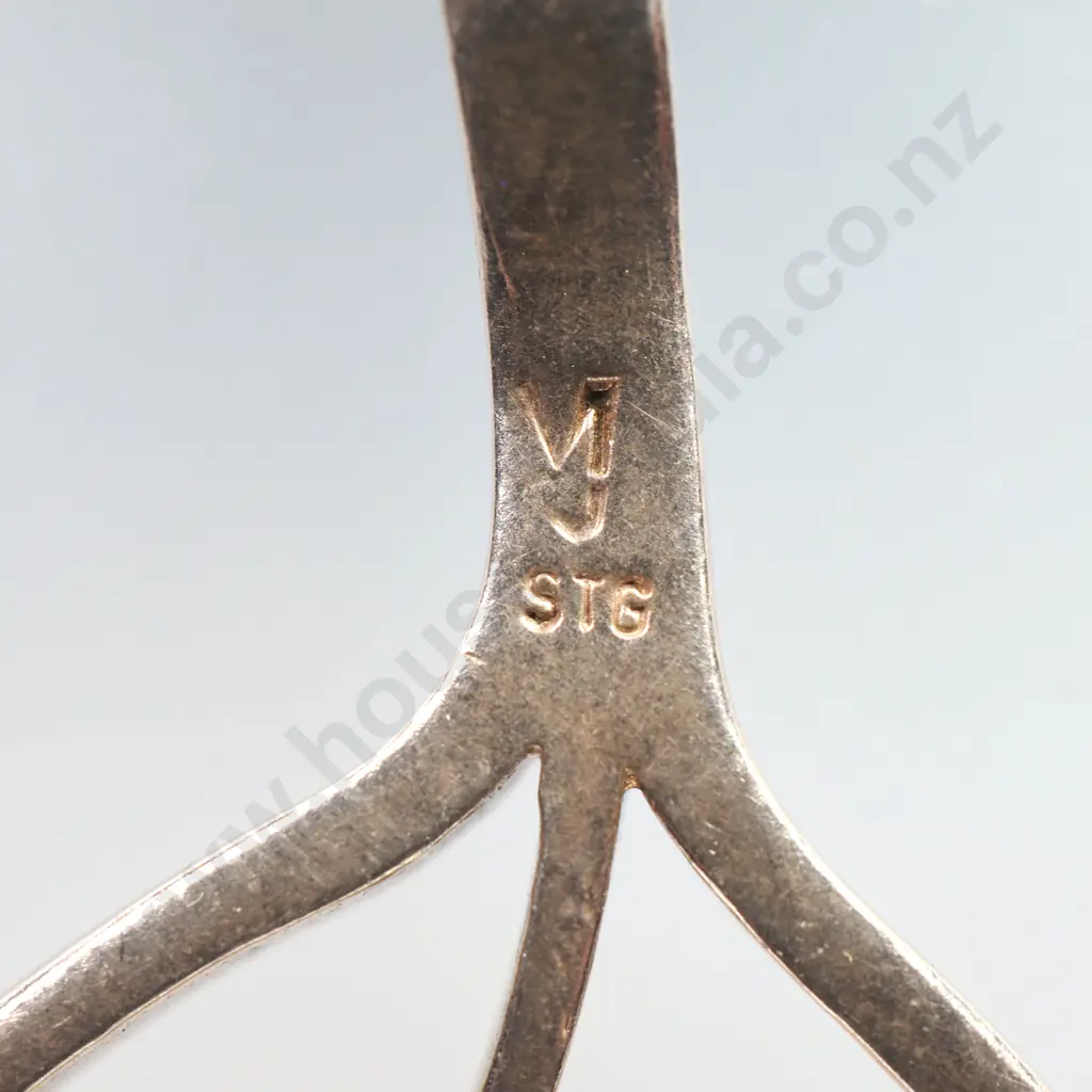 Sterling Silver Modernist Leaf Pendant Necklace Image 1++