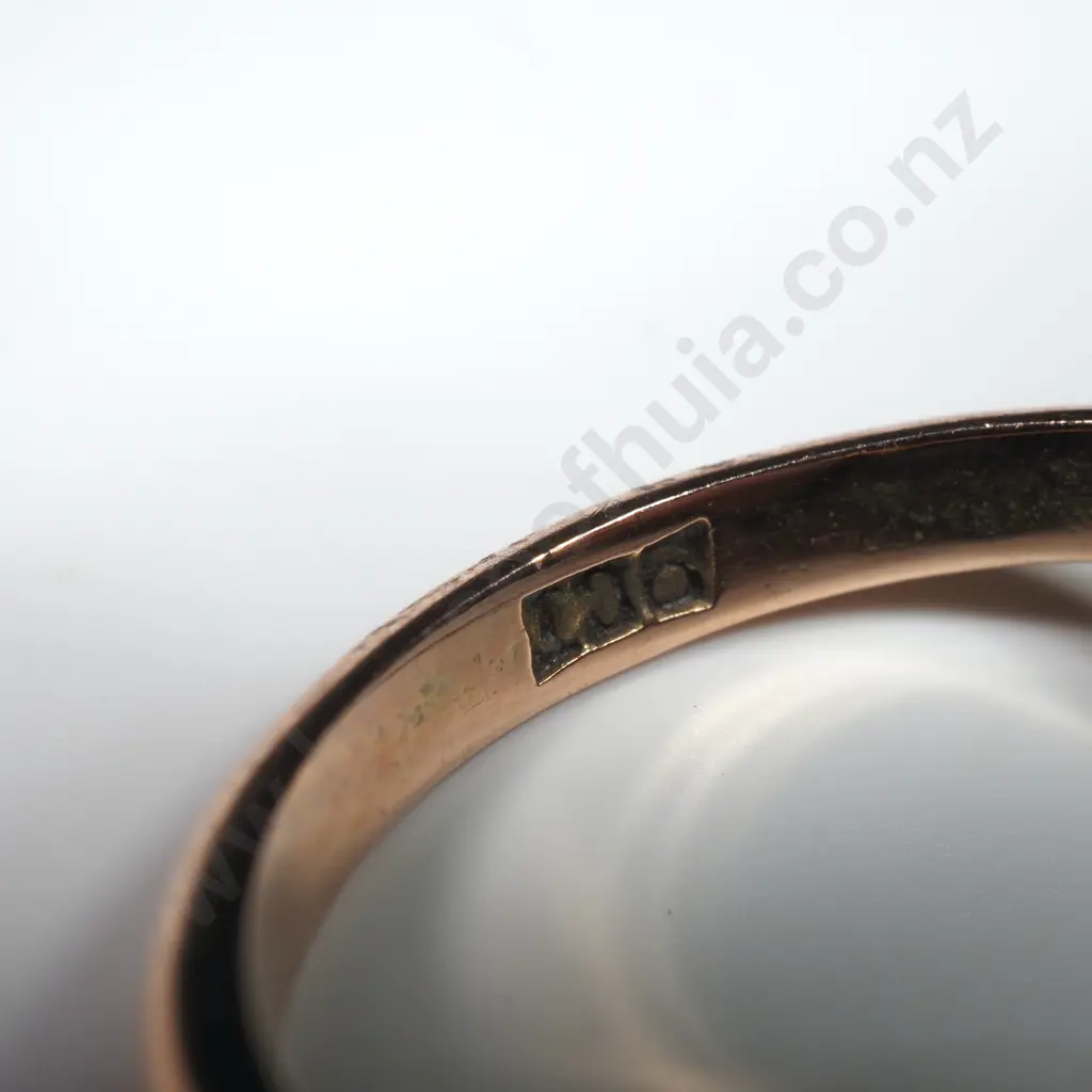 Antique 9ct Gold Cameo Ring Image 1++