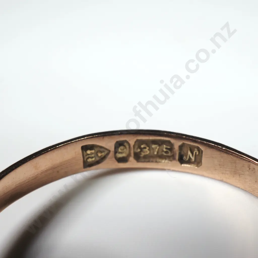 Antique Three Garnet 9ct Gold Ring w English Hallmarks Image 1++