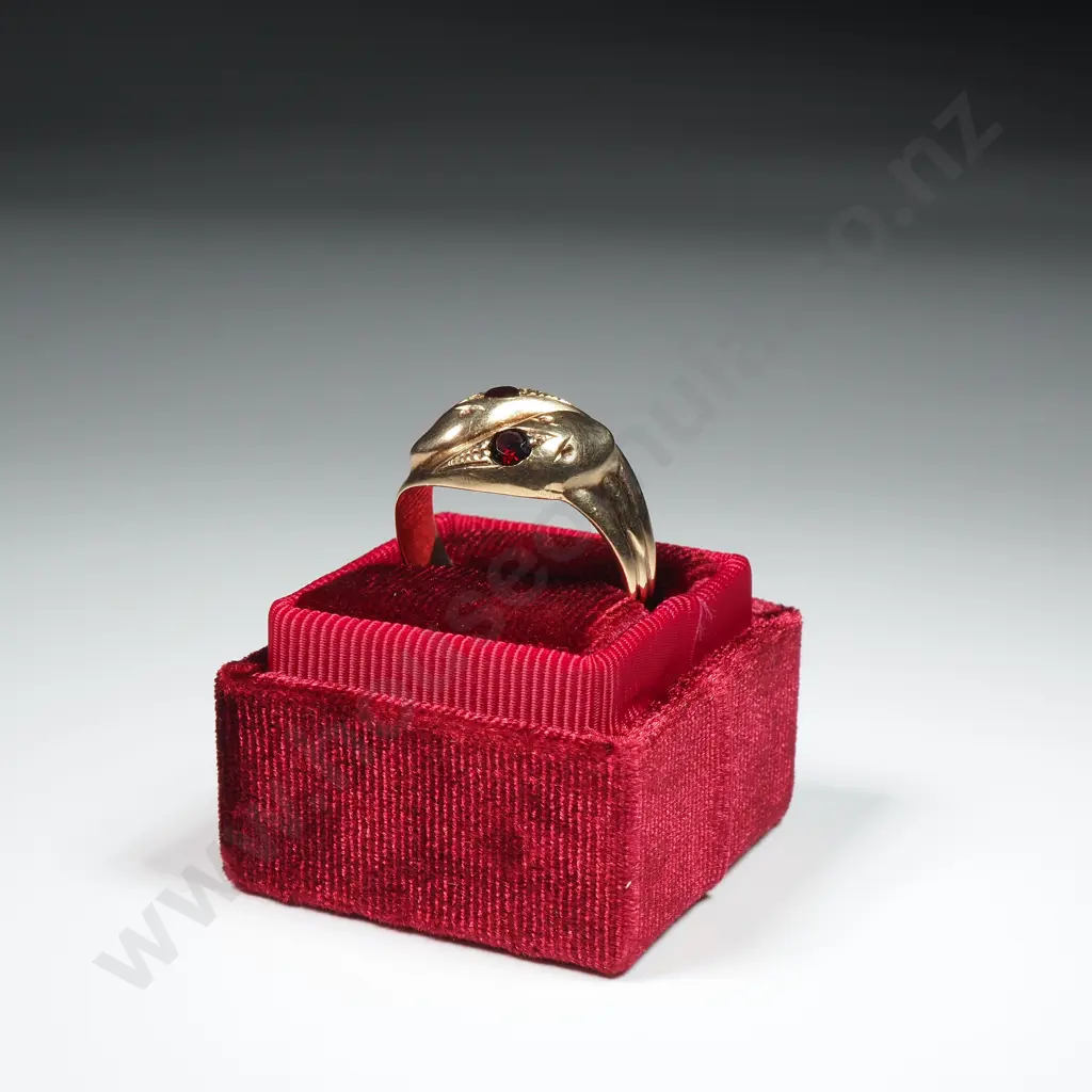 Vintage 9ct Gold Double Snake & Garnet Ring w English Hallmarks Image 1++