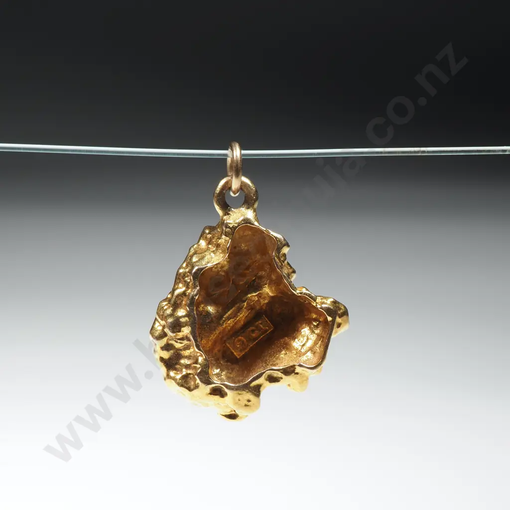 9ct Gold Nugget Style Pendant Image 1++