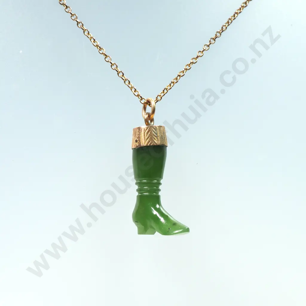 Antique New Zealand Greenstone 9ct Gold Capped Boot Pendant w G/P Chain Image 1++