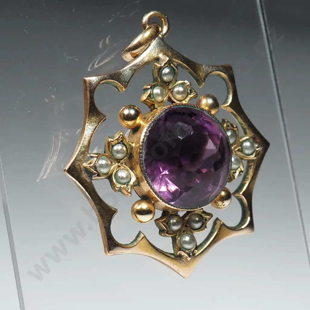 Edwardian 9ct Gold Amethsyt & Seed Pearl Pendant Image 1++