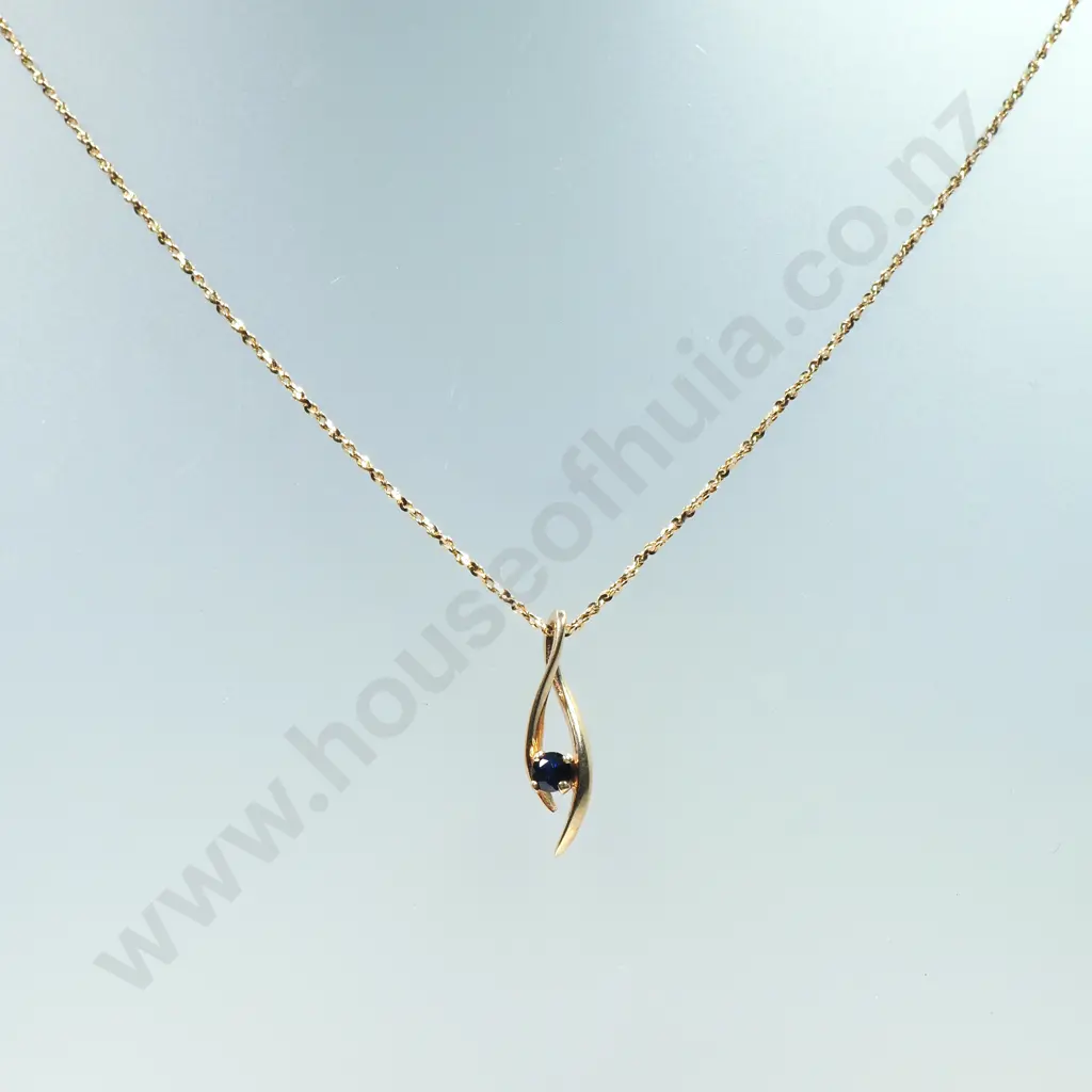 9ct Gold Necklace & Blue Stone Pendant Image 1++