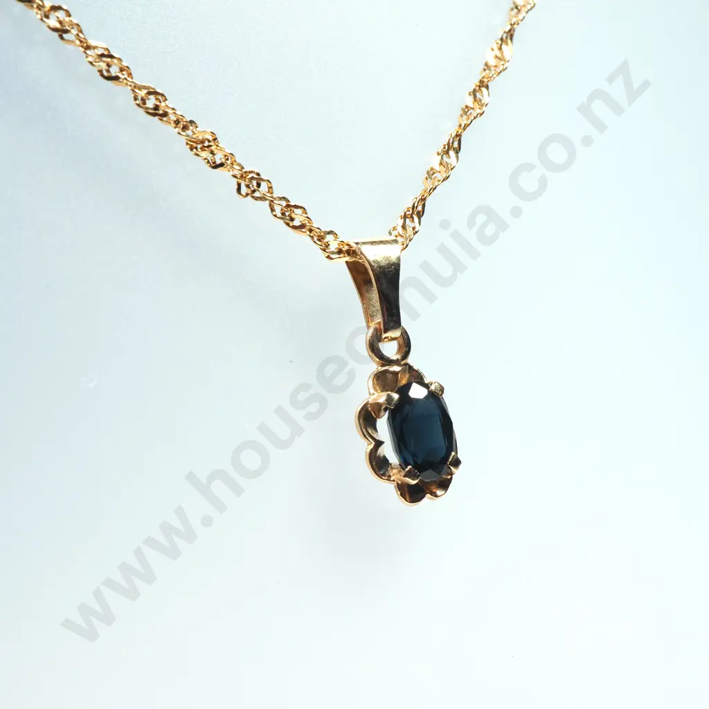 9ct Gold Necklace & Sapphire Pendant Image 1++