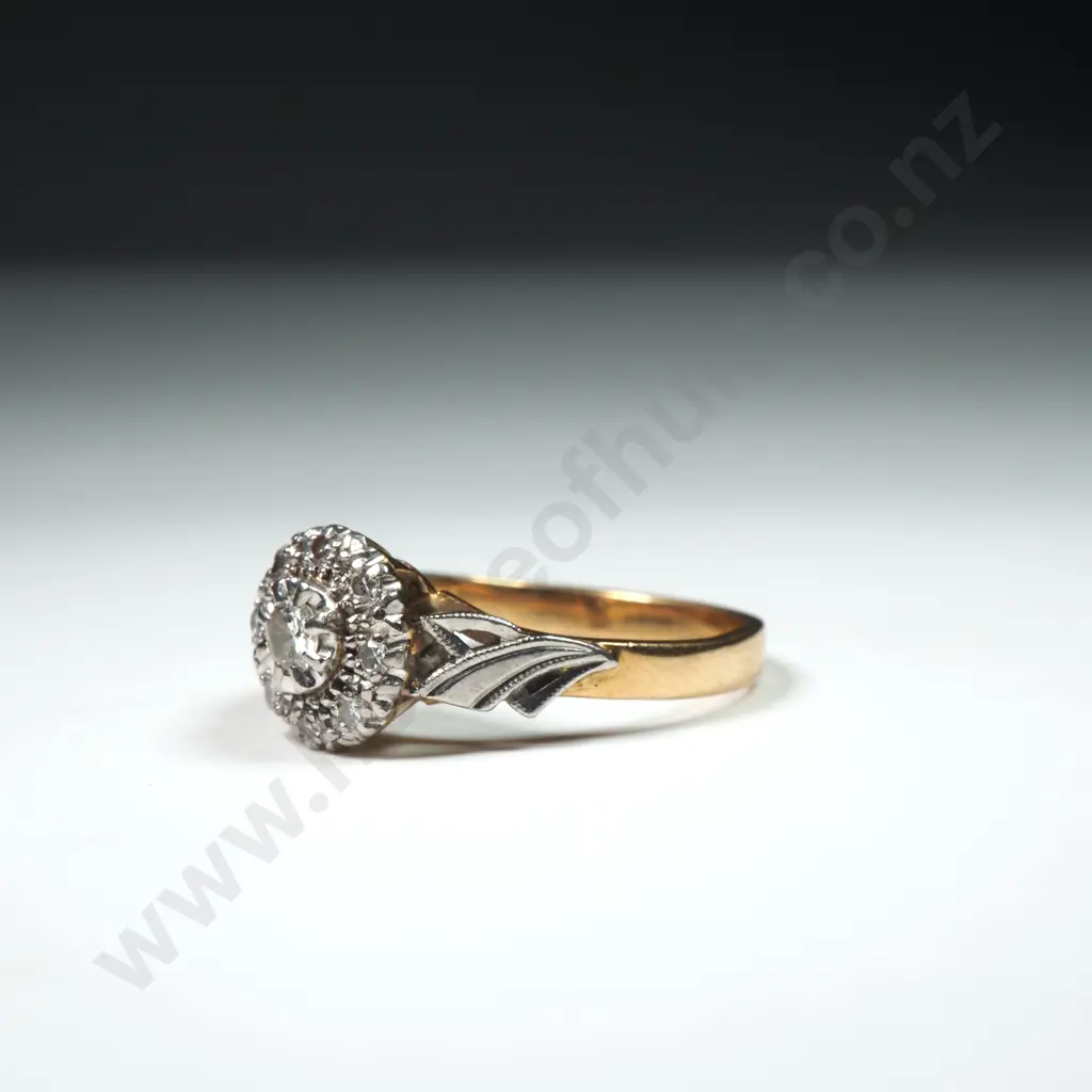 18ct Gold Illusion Set Diamond Ring Image 1++