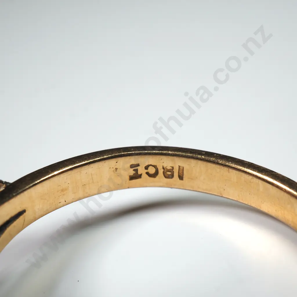 18ct Gold Illusion Set Diamond Ring Image 1++