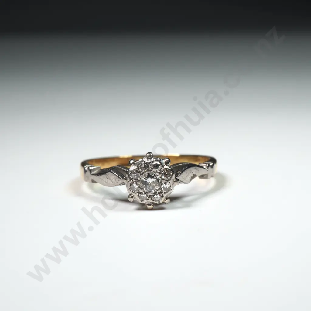 18ct Gold Diamond Ring Image 1++