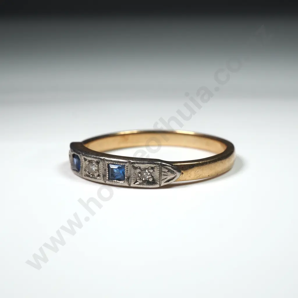 18ct Gold Sapphire & Diamond Ring Image 1++