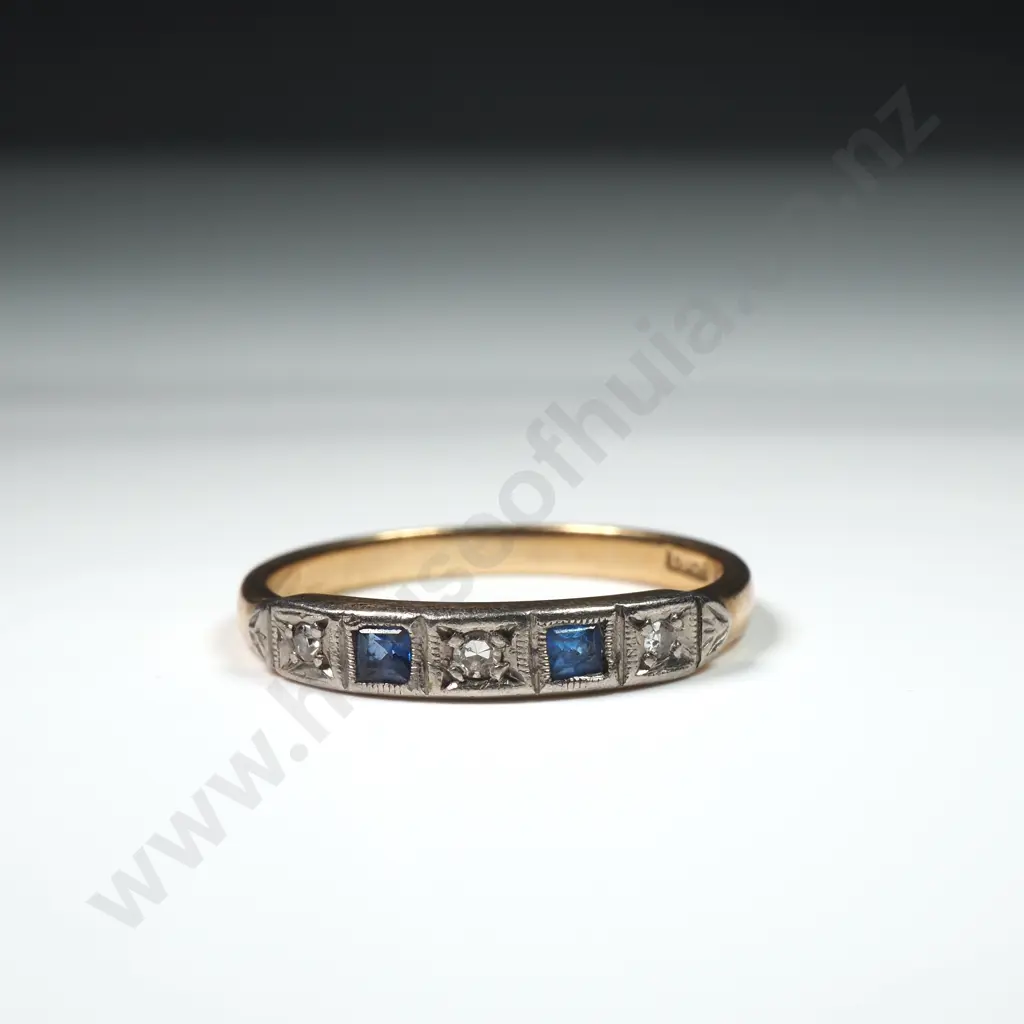 18ct Gold Sapphire & Diamond Ring Image 1++