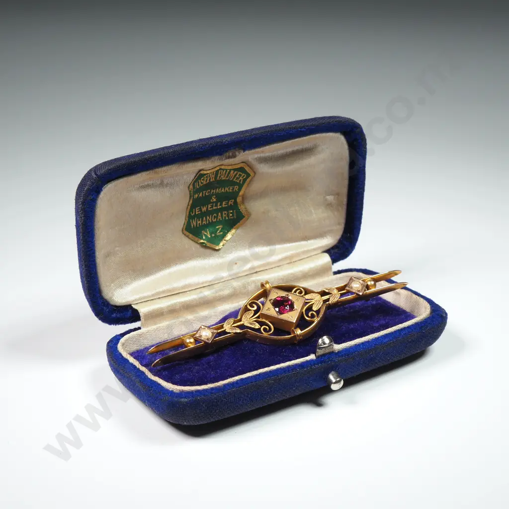 9ct Edwardian w Central Red Stone & Seed Pearl Bar Brooch Image 1++