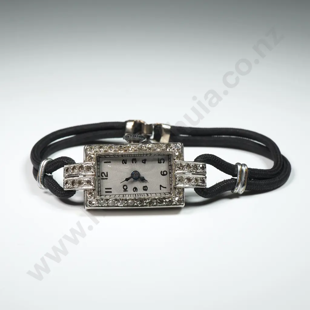 Exquisite Platinum & Diamond Ladies Wristwatch Image 1++