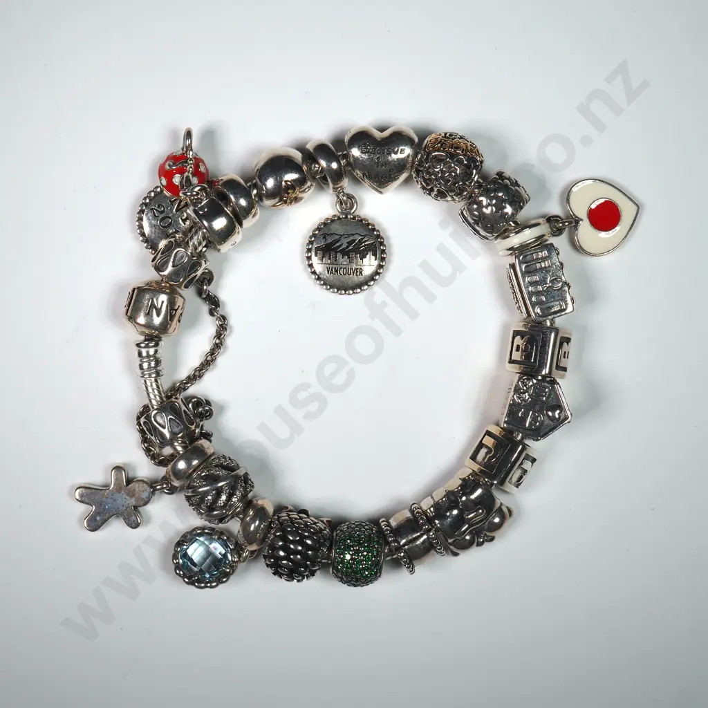 Substantial Sterling Silver Pandora Charm Bracelet Image 1++
