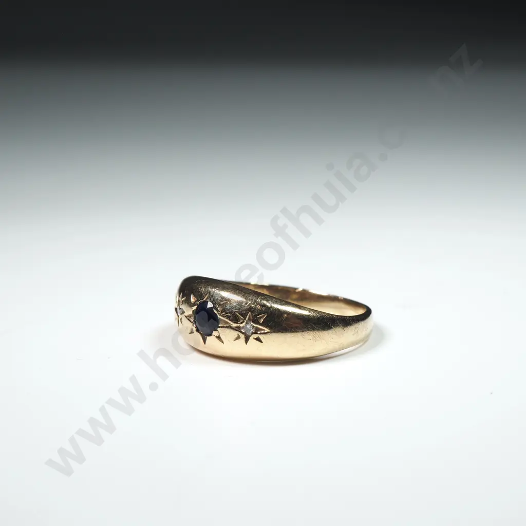 9ct Gold Gypsy Set Ring w Central Blue Sapphire Flanked by Diamonds Image 1++