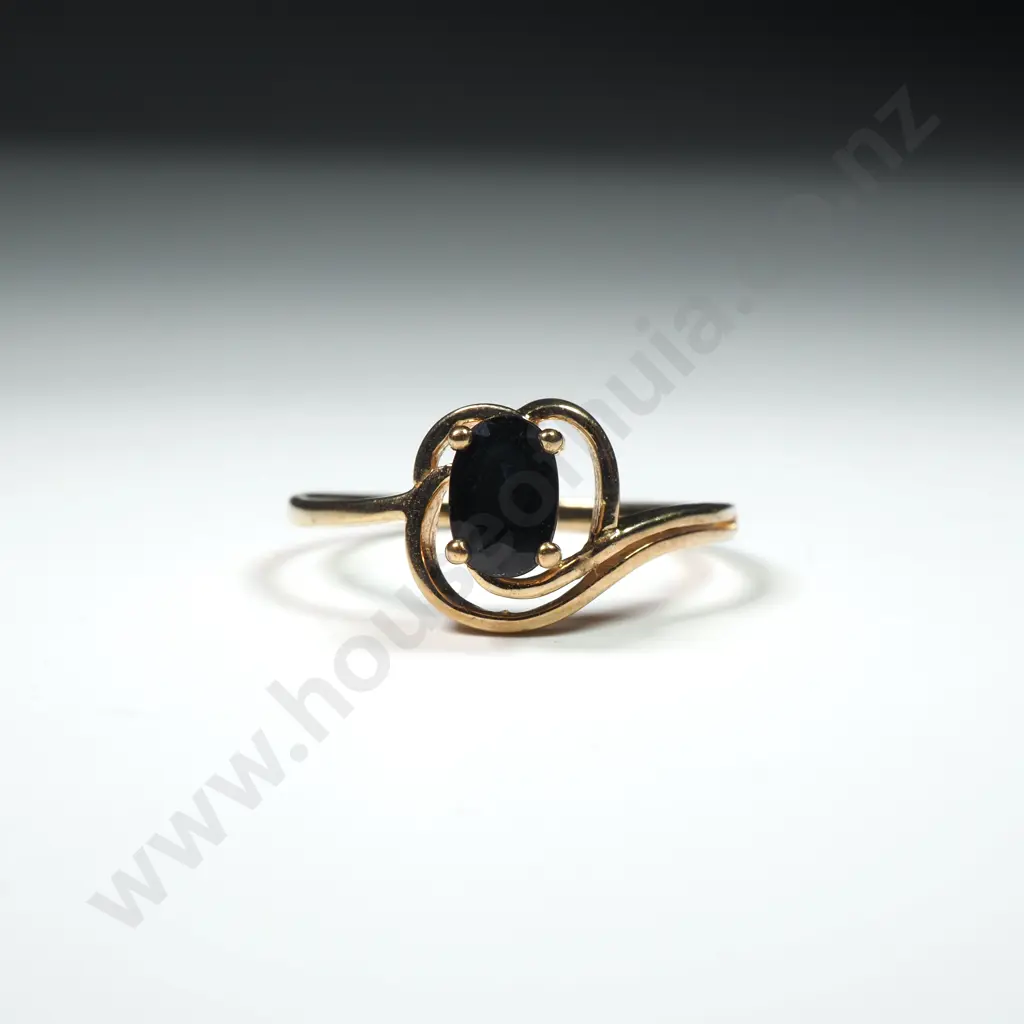 9ct Gold Sapphire Ring Image 1++